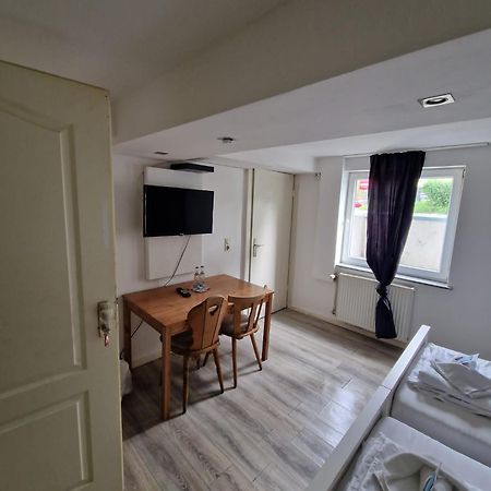 Gz Hostel Бонн Экстерьер фото
