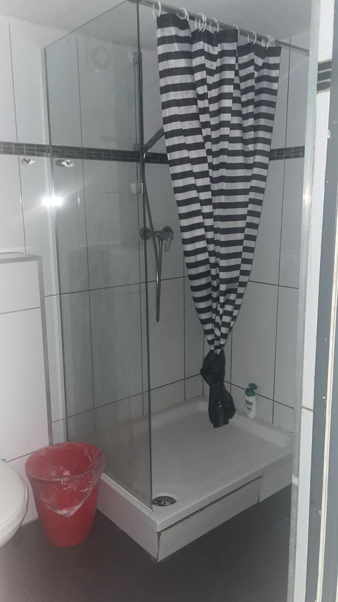 Gz Hostel Бонн Экстерьер фото