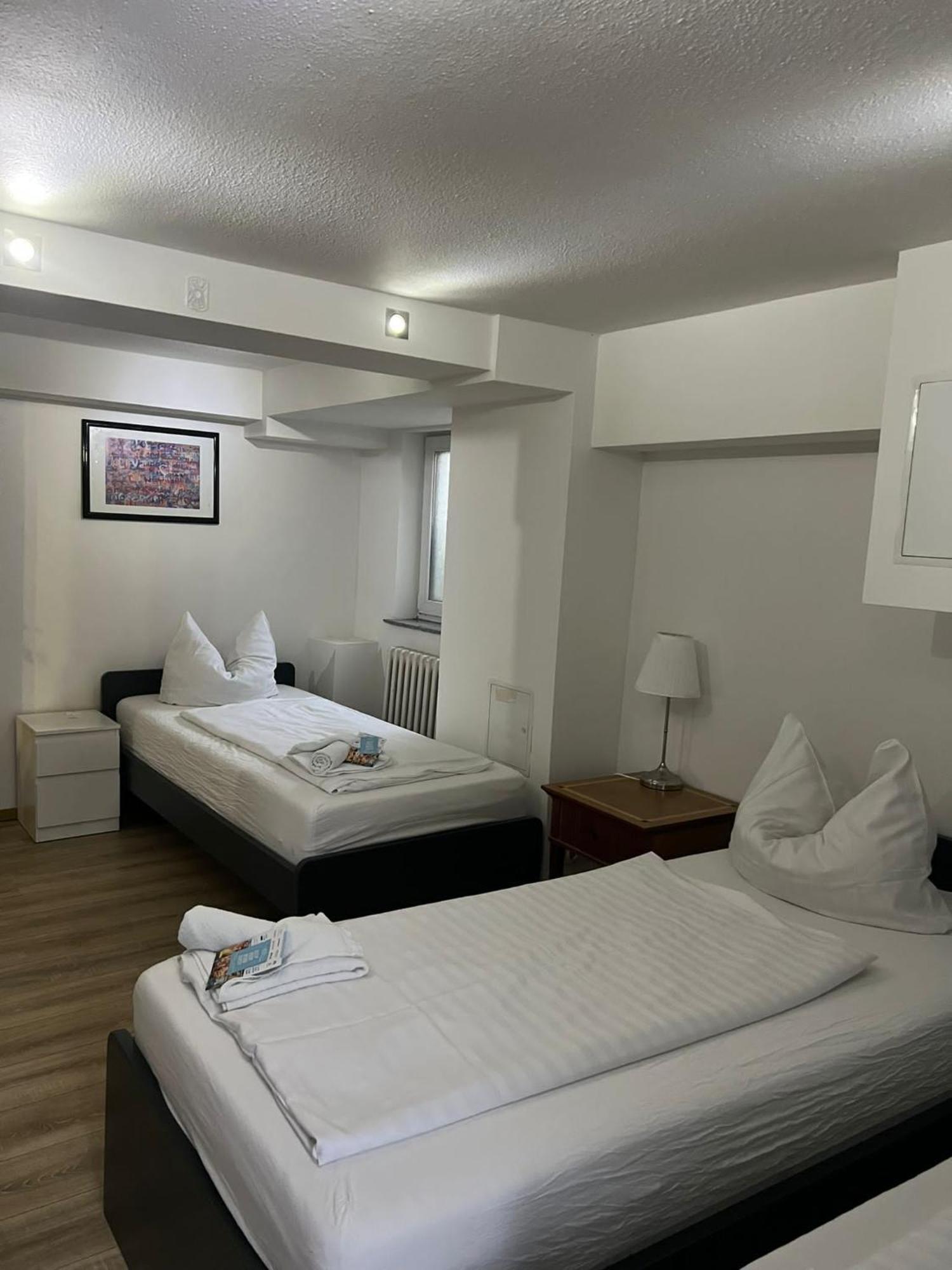 Gz Hostel Бонн Экстерьер фото