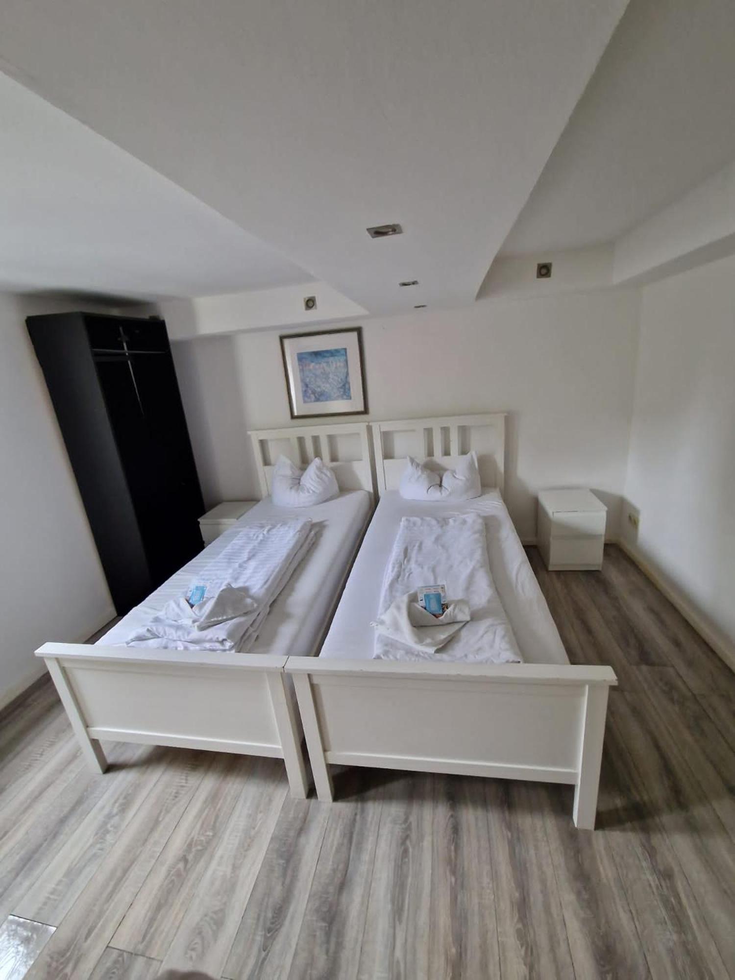 Gz Hostel Бонн Экстерьер фото