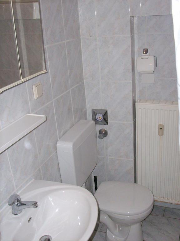 Gz Hostel Бонн Экстерьер фото