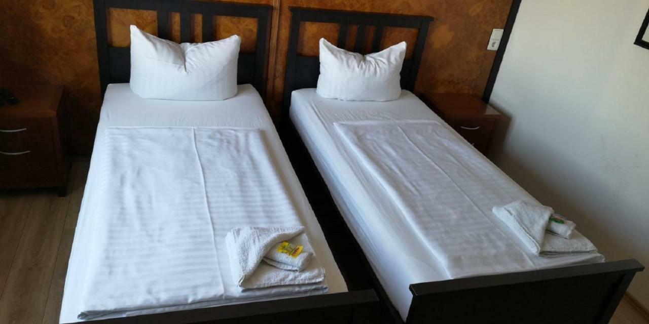 Gz Hostel Бонн Экстерьер фото