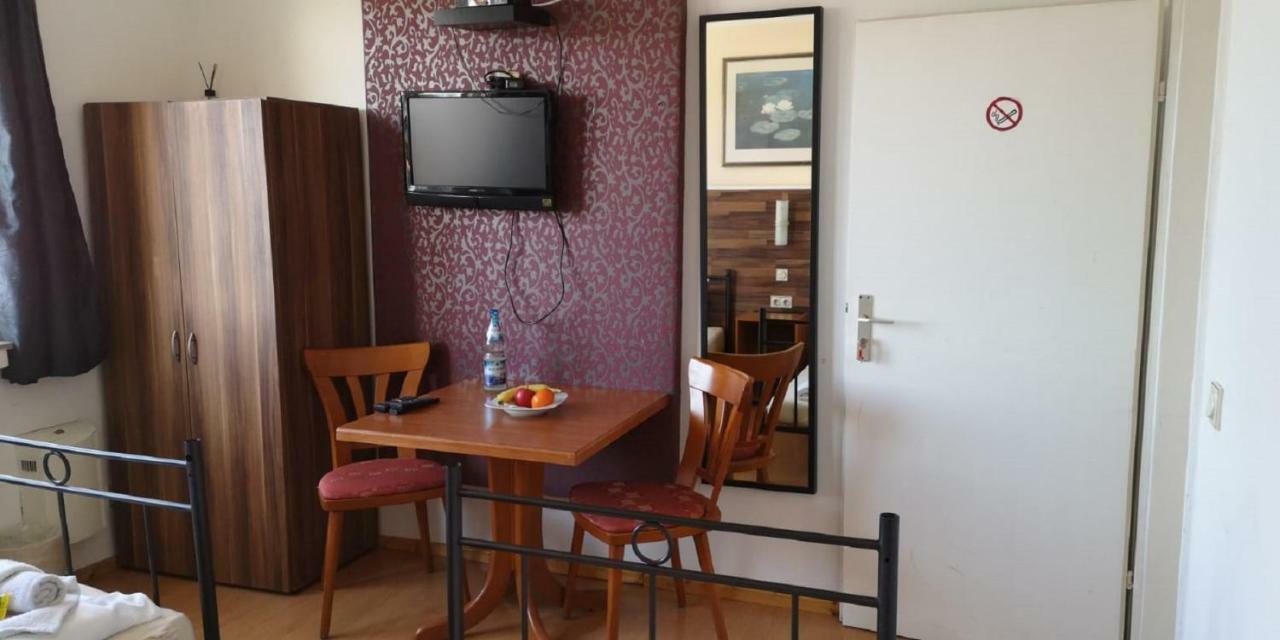 Gz Hostel Бонн Экстерьер фото